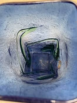 稲嶺盛吉 花瓶 琉球ガラス 楽天市場】稲嶺盛吉(宙吹きガラス工房虹) 琉球ガラス 花入れ 白